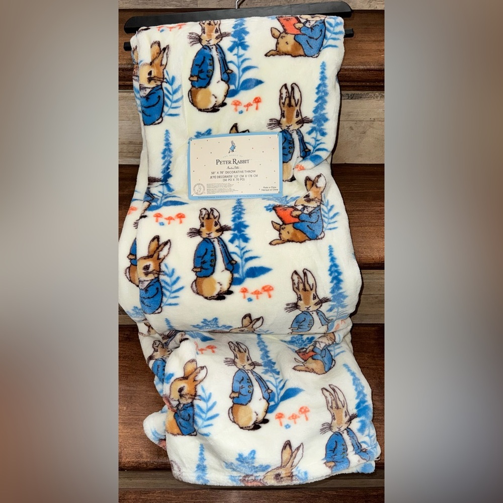 🥰 The World Of Peter the Rabbit Soft Plush Throw Blanket 50x70 Beatrice Potter